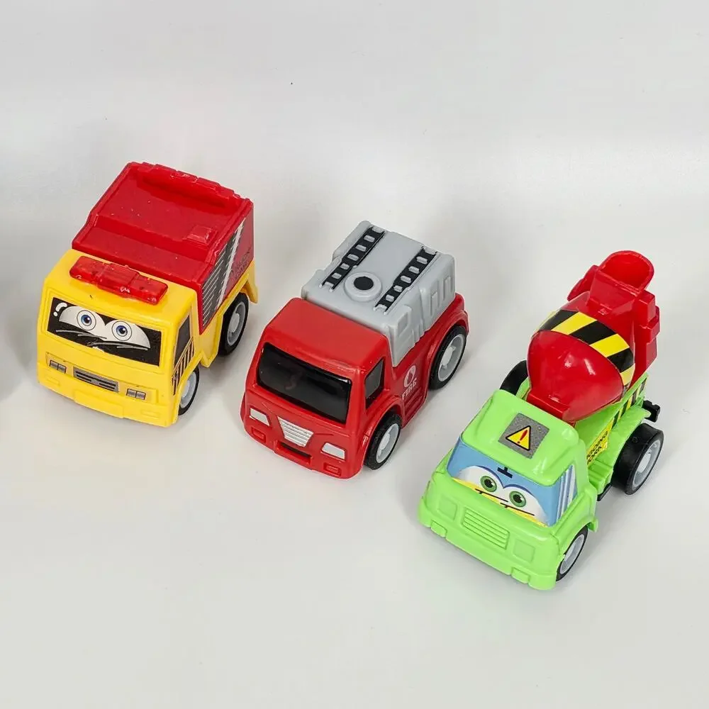 FUNCORN TOYS MINI PULL‑BACK VEHICLE SET – 6 MIXED CARS & TRUCKS – AGES 3+